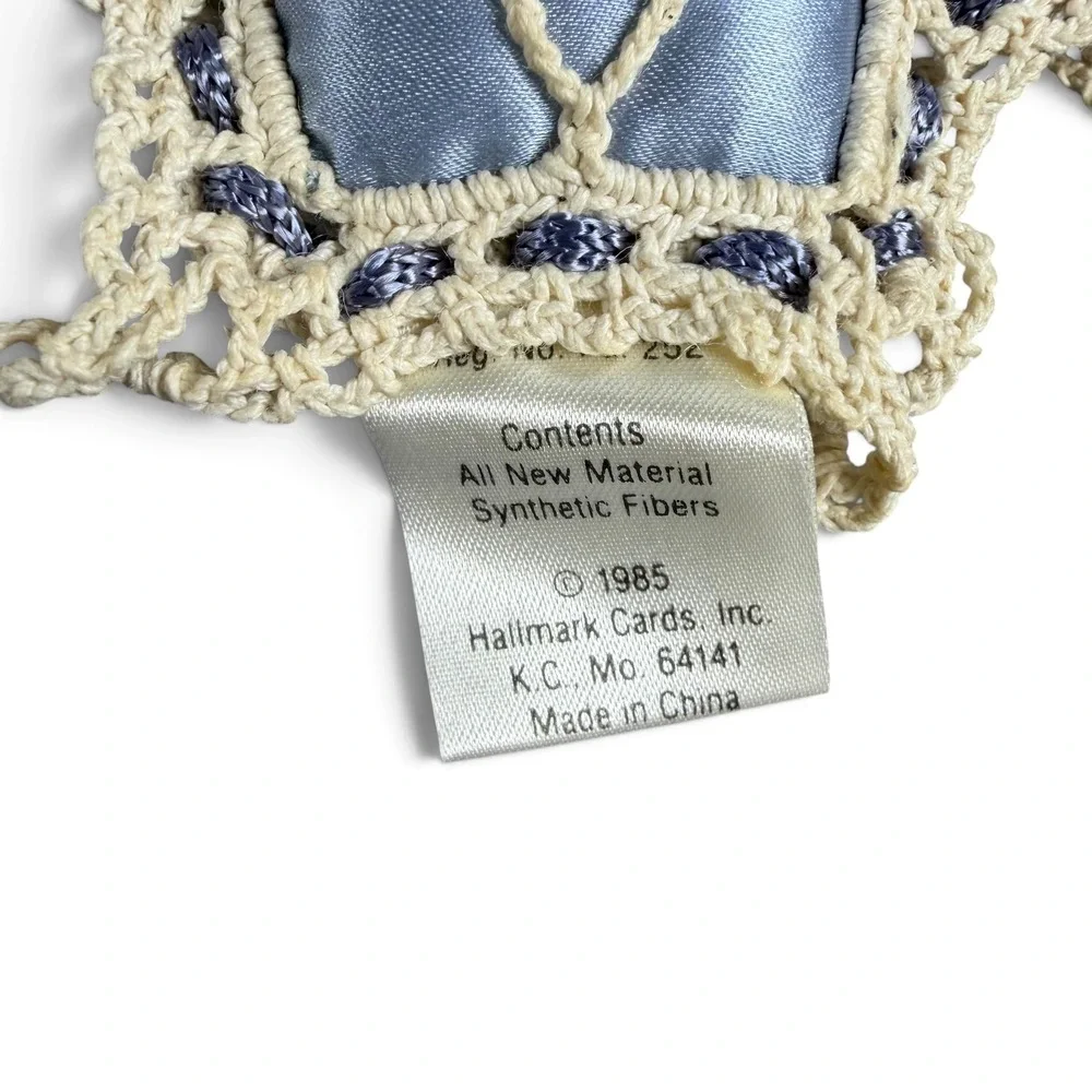 Vintage 1985 Hallmark Snowflake Ornaments Set 4 Crochet Lace Blue Satin